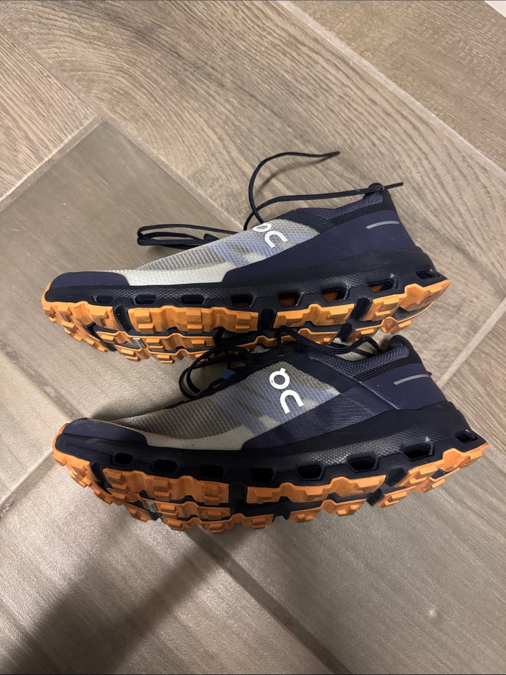 Women’s Running Shoes - Gray with Orange & Navy - Picture 4 of 6